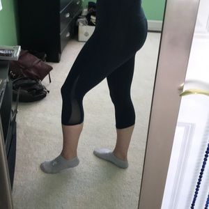 Lululemon train times crop